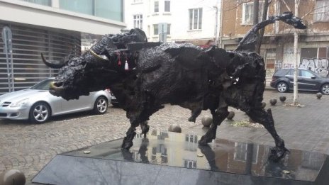 БФБ отчете рекорден оборот на пазара за търговия с чуждестранни акции