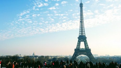 Париж засилва усилията си в битката за водещ финансов център на ЕС