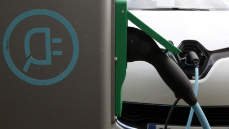 ЕС отрече твърденията за планирани квоти за електрически автомобили