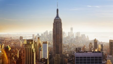 Кметът на Ню Йорк предлага по-високи данъци за богатите за финансиране на метрото