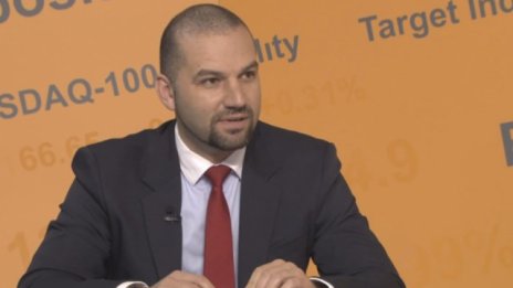 Г. Български: 99,99% от продукцията на финансовото образование е брак