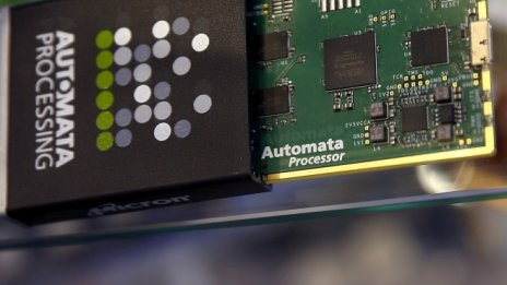 Bloomberg Businessweek: В сървъри на Amazon и Apple са поставяни шпионски чиповe