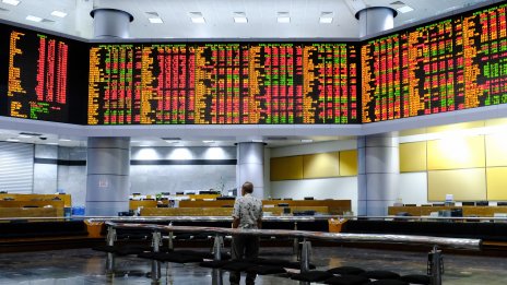 Китайските акции записаха най-слабия старт на годината от десетилетие