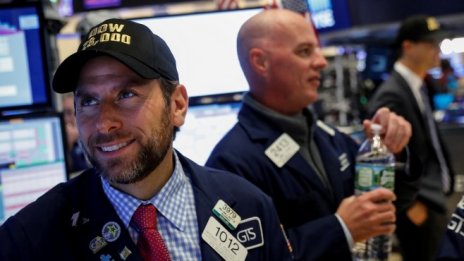 Dow прибави над 80 пункта след решението на Фед да вдигне лихвите