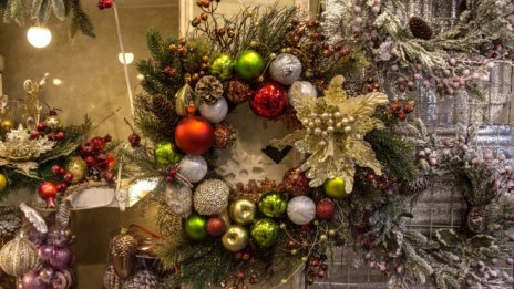 Празничният сезон в САЩ няма да е толкова бляскав тази година