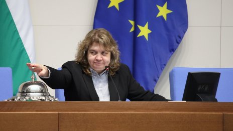 Киселова: Очаквам следващата седмица стабилността в управлението да се възстанови 