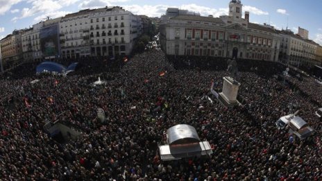 Лявата „Подемос“ събра над 100 000 души на митинг в Мадрид