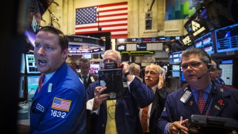 Wall Street чака развръзката за тавана на дълга*