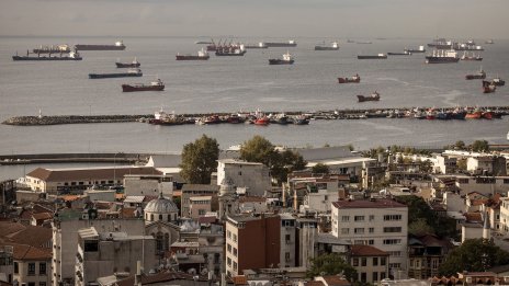 Москва: Движението на кораби в черноморския коридор е неприемливо