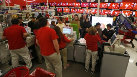 Празничното пазаруване в САЩ започна сезона с щурм