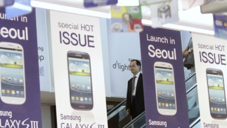 Телефоните Galaxy позлатиха Samsung