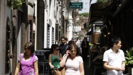 Италия удвои прогнозата си за спада на БВП през 2012 г.