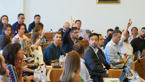 С шумни спорове СОС смени ръководствата на шест ключови общински дружества