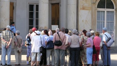 Музеите и театрите привличат повече посетители