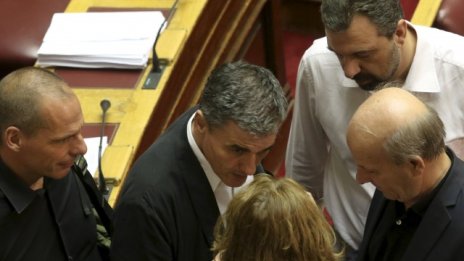 Парламентът на Гърция прие втория пакет реформи