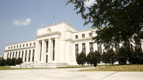 Фед: Пазарите може би сигнализират риск от рецесия