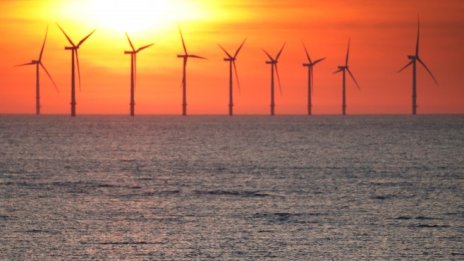 Норвегия ще изгражда плаваща вятърна електроцентрала  