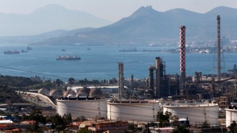 Синдикатите в Hellenic Petroleum не допуснаха потенциални купувачи в компанията