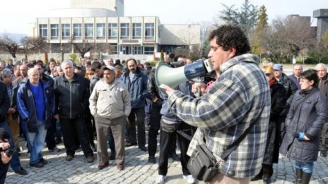 Металурзите от ОЦК пак протестираха заради неизплатените заплати