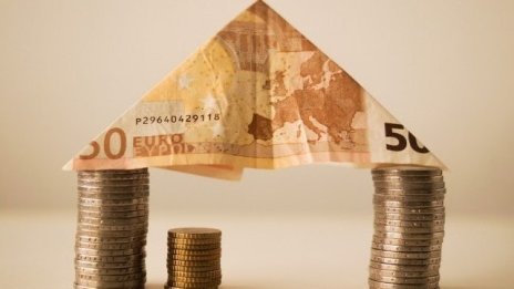 Алфа Рисърч : Доходите на 45% от живеещите в България остават непроменени