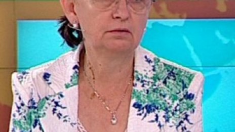 М. Виткова: Държавните служители трябва да плащат сами здравните си вноски