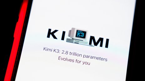 Голямата китайска надежда Moonshot AI се прицела към 2 млрд. долара годишни приходи