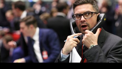 Европейските борси отчетоха първи месечен спад от октомври