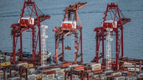 ОИСР: Войната в Украйна може да свие икономическия растеж и да ускори инфлацията