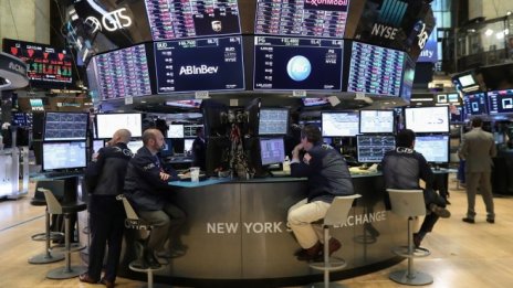 Apple повлече Wall Street надолу