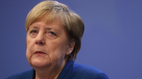 Политолог: ЕС се намира в специфична поредица от кризи