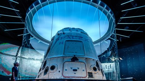 Илон Мъск прогнозира приходите на SpaceX да достигнат 15,5 млрд. долара тази година