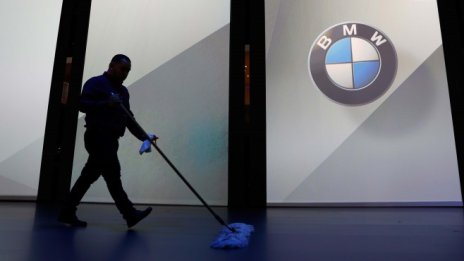 Южна Корея глобява BMW с близо 10 млн. долара заради запалващи се двигатели