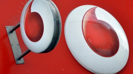 Brexit взема нова жертва - Vodafone заплашва да се оттегли