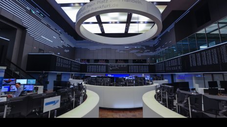 Новите данни за инфлацията потопиха европейските борси