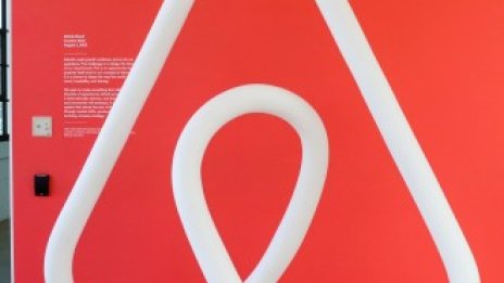 Бизнесът на Airbnb извън САЩ и Китай е донесъл печалба от над 46 млн. долара