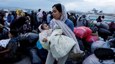 ООН може да спаси много бежанци чрез издаване на специални паспорти