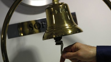 SOFIX последва червената вълна по света