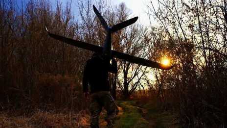 Украйна активира план за системни удари с далекобойни дронове в тила на Русия