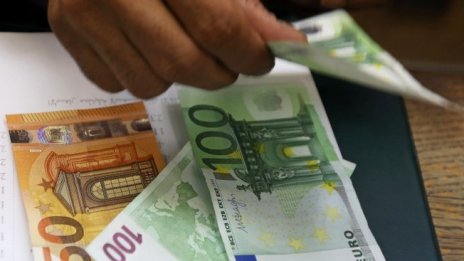 Съветът на мъдреците: Германската икономика ще се свие с между 2,8% и 5,4% 