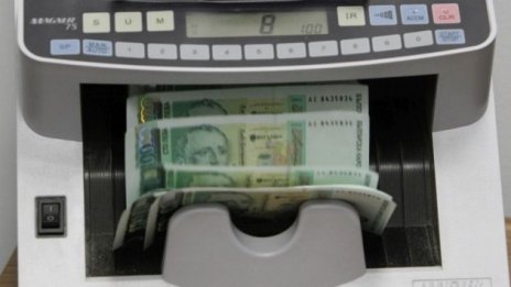 Някои банки вече намаляват процента на финансиране при кредити