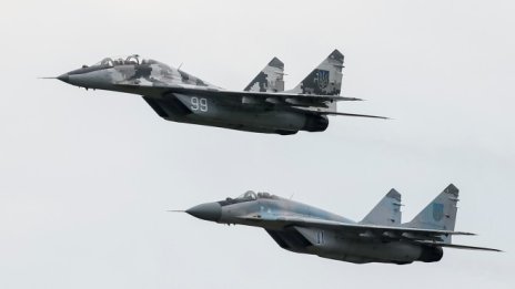 АДФИ установи нарушения в обществени поръчки за МиГ 29