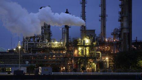 Производството в Япония се увеличава с най-много от 11 месеца