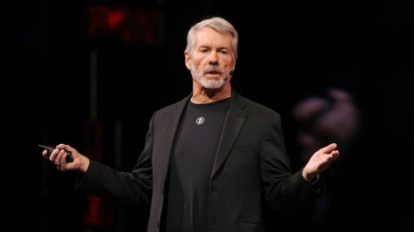 Strategy на Майкъл Сейлър поднови покупките на биткойни при най-високата цена досега