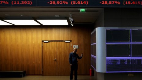 Гръцките банкови акции отново са в тъмночервено