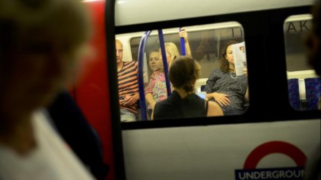Служителите в лондонското метро започват 24-часова стачка