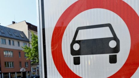 Брюксел налага глоби от по 350 евро за най-мръсните дизелови двигатели