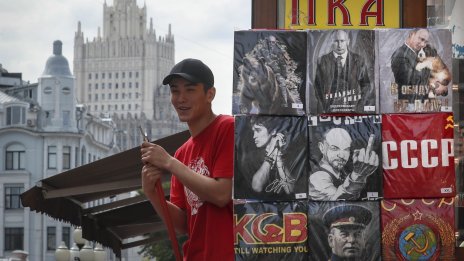 Вместо на Петър Велики Путин заприличва все повече на Сталин