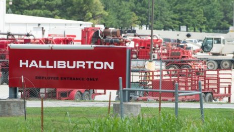 Приходите на Halliburton се свиха с 36%