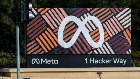 Корпоративна Америка продължава с големите съкращения на служители