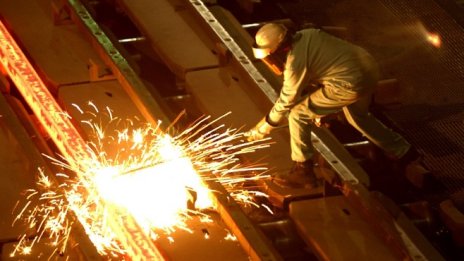 Индустриалното производство в ЕС и еврозоната се завърна към растеж